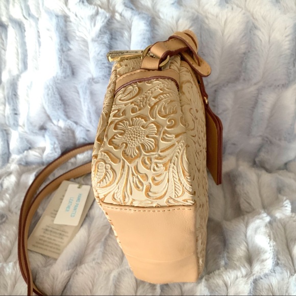 Tommy Bahama Bags Tommy Bahama Leather Crossbody Purse Bag Nwt Poshmark